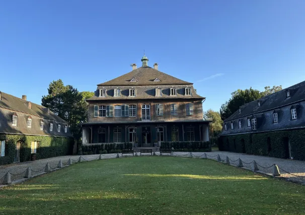 Firmensitz Schloss Eicherhof in Leichlingen